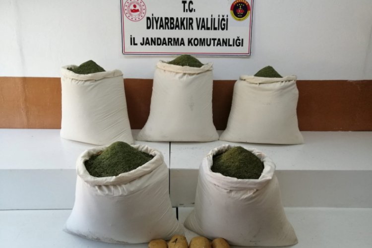 220 kilogram esrar ele ge&ccedil;irildi
