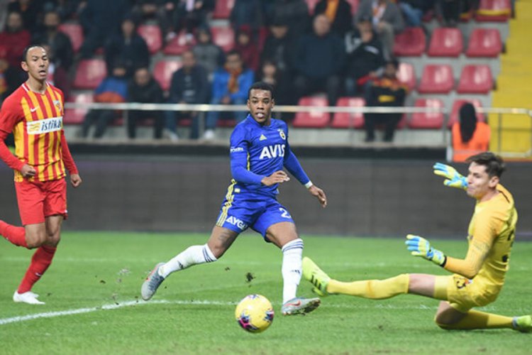 Garry Rodrigues, Fenerbah&ccedil;e taraftarlarını &ccedil;ıldırttı