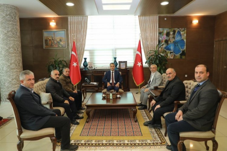 Vali &Ccedil;ağatay, Ahlatlı şehit ailelerini makamında ağırladı