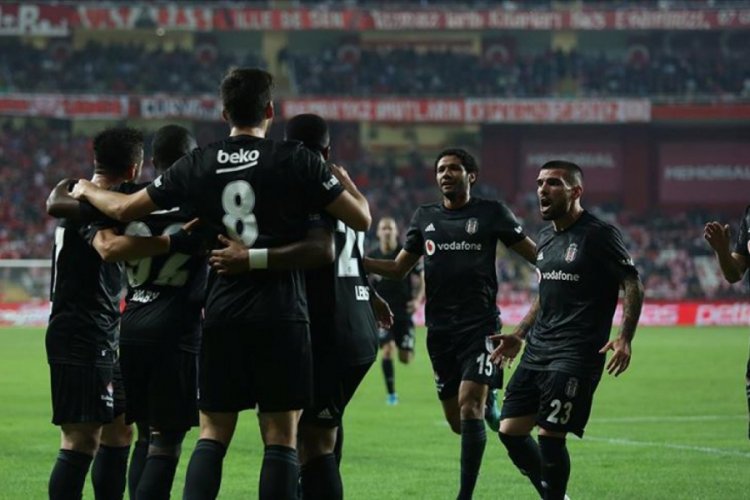 Beşiktaş karabulutları dağıttı