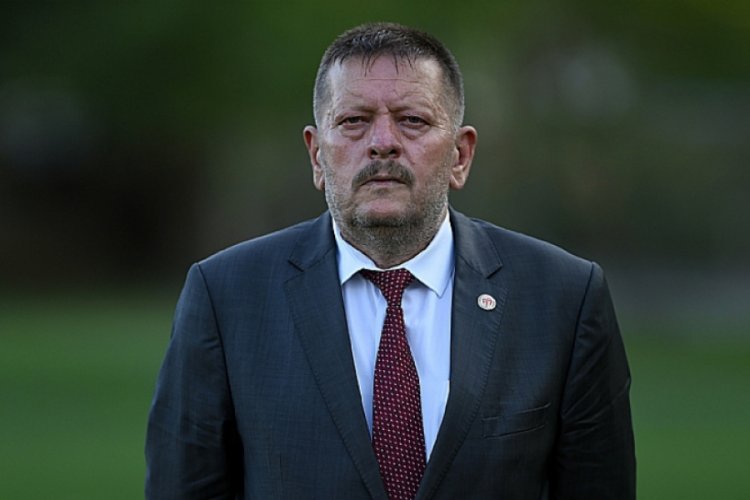 İneg&ouml;lspor Başkanı Kanar: Sistemli kul&uuml;p olma havasına girdik