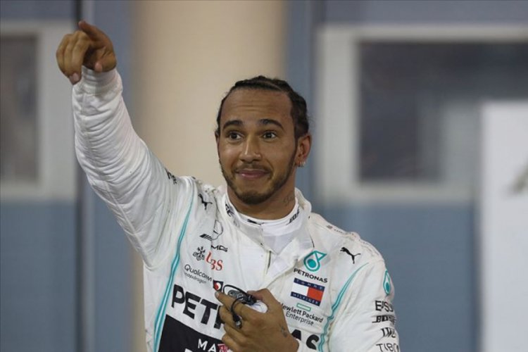 Hamilton'ın &ouml;n&uuml;nde yalnızca Schumacher kaldı