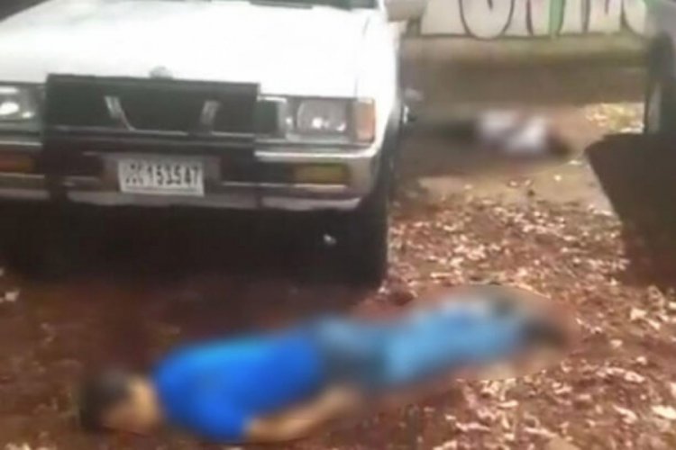 Meksika'da oto pazarında silahlı saldırı: 5 &ouml;l&uuml;