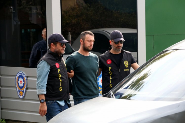 Beşiktaş'ta ter&ouml;r estiren halk otob&uuml;s&uuml; şof&ouml;r&uuml; adliyeye sevk edildi