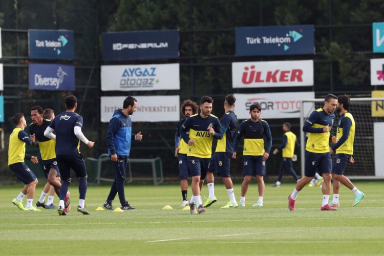 Fenerbah&ccedil;e, Kasımpaşa ma&ccedil;ı hazırlıklarına başladı
