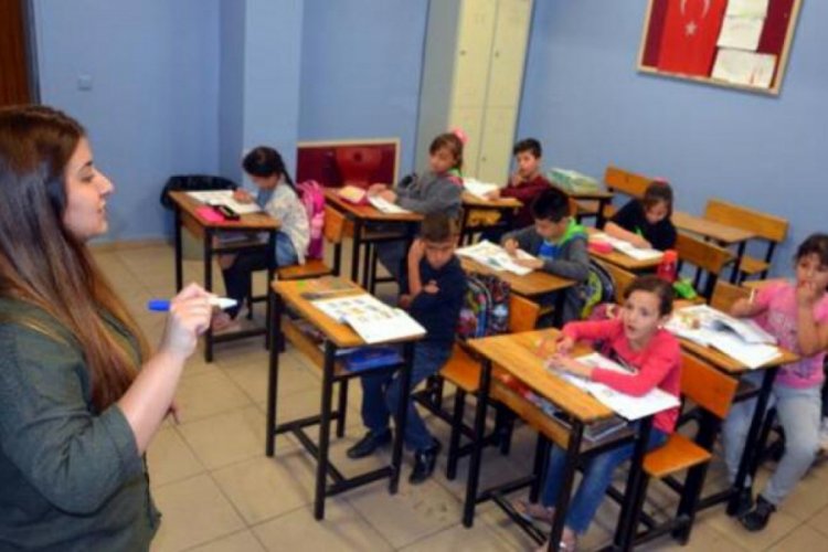 Suriyeli &ouml;ğrenciler i&ccedil;in 'Uyum sınıfları' a&ccedil;ıldı