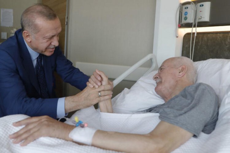 Cumhurbaşkanı Erdoğan, Şevket Kazan'ı ziyaret etti