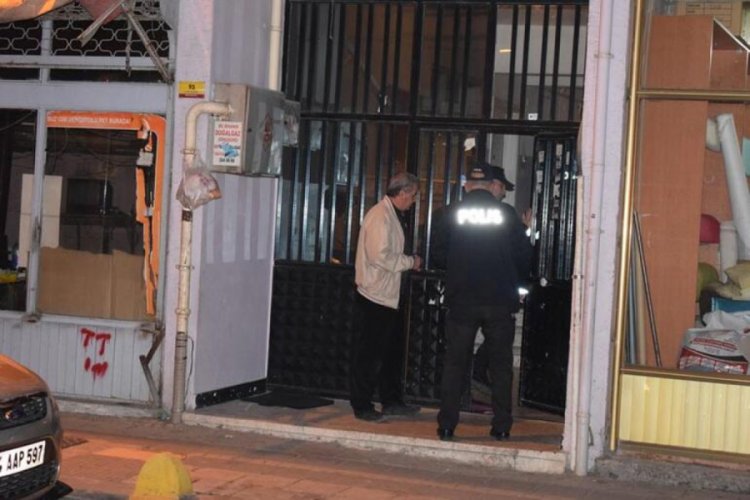 Yardım i&ccedil;in gittiği evde hayatını kaybetti