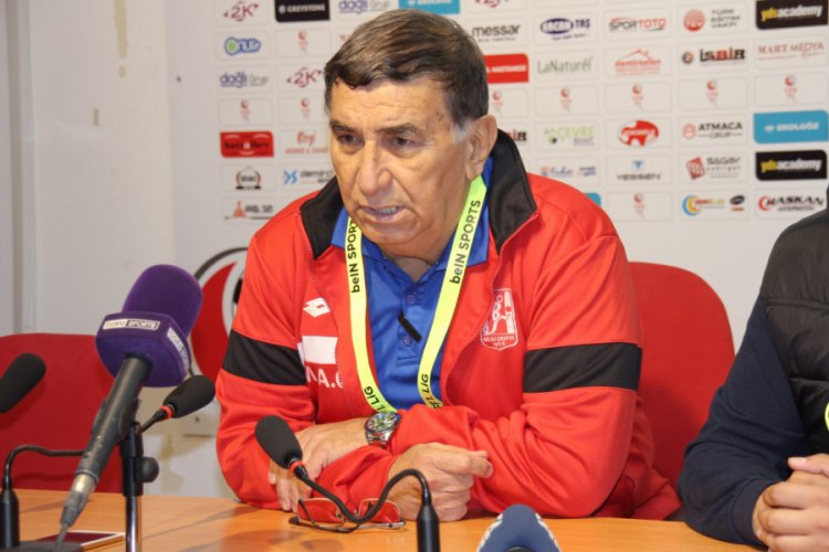 Mustafa Ati G&ouml;ksu: "Futbola &ouml;zg&uuml; her şey vardı"