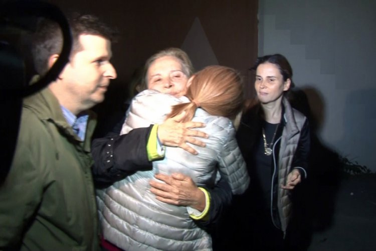 Nazlı Ilıcak cezaevinden &ccedil;ıktı