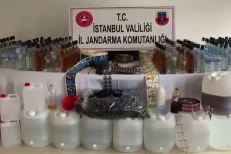 Jandarmadan sahte alkol ve ka&ccedil;ak sigara operasyonu