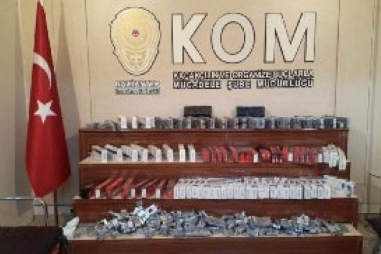 Bin 380 paket ka&ccedil;ak sigara ele ge&ccedil;irildi