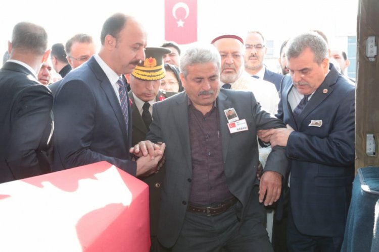 Şehit uzman &ccedil;avuşun cenazesi memleketine uğurlandı