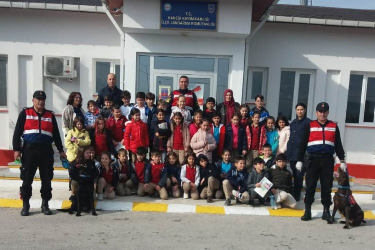 &Ouml;ğrencilerden jandarmaya ziyaret