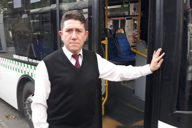 Otob&uuml;s şof&ouml;r&uuml;, rahatsızlanan &ouml;ğrenciyi hastaneye yetiştirdi