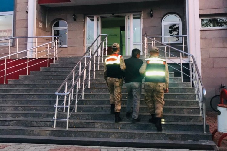 Jandarma kablo hırsızını yakaladı