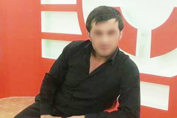 Hastaneden ka&ccedil;tı, kendisini 18 yerden bı&ccedil;akladı
