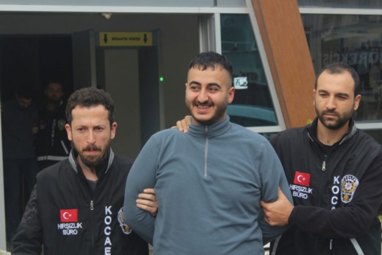 Balkondan tırmanıp girdikleri evi soyan hırsızlar tutuklandı