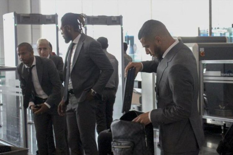 Belhanda oyun konsolunda vazge&ccedil;miyor