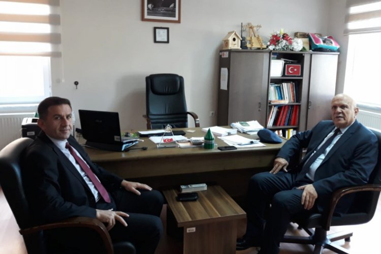 Başkan Pekmezci'den "Bug&uuml;n Fidan Yarın Nefes" kampanyasına destek