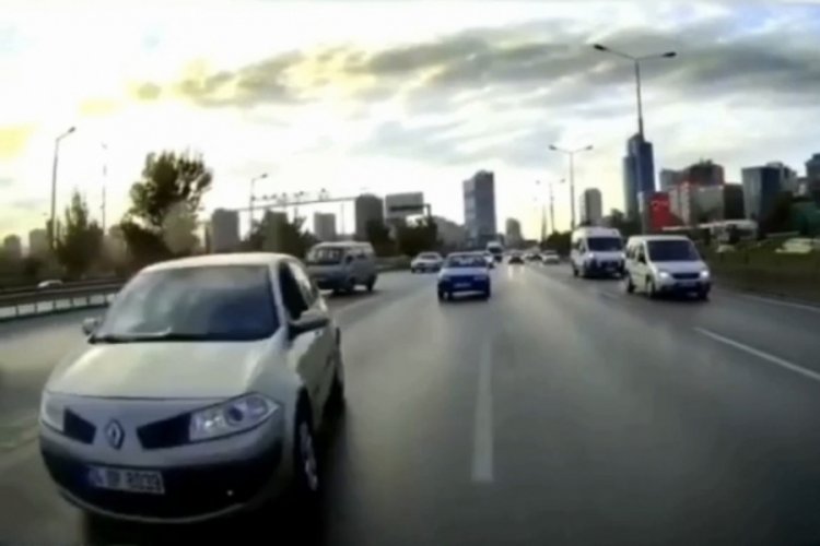 Dehşete d&uuml;ş&uuml;ren "makas" ter&ouml;rleri kameraya takıldı