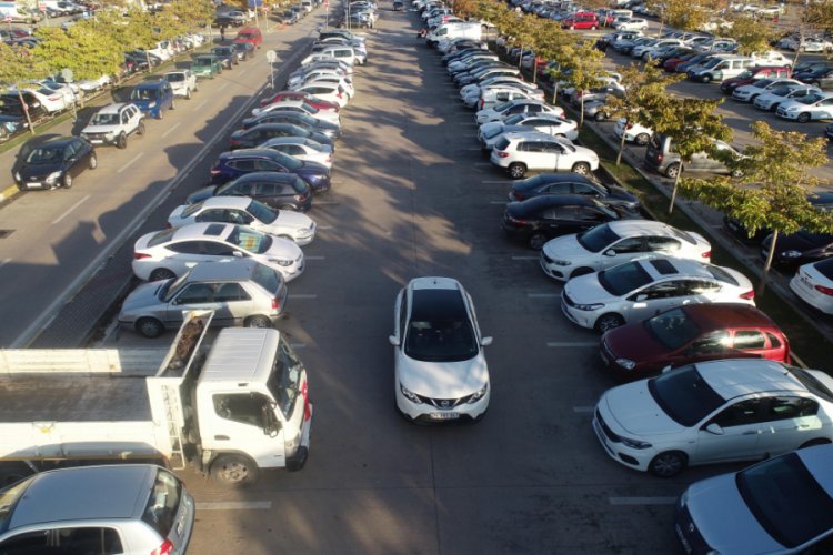 T&uuml;rkiye otomobilde beyaz rengi tercih ediyor