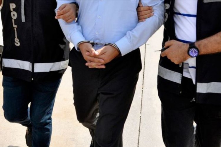 FET&Ouml;'ye ankes&ouml;rl&uuml; telefon operasyonu: 19 g&ouml;zaltı