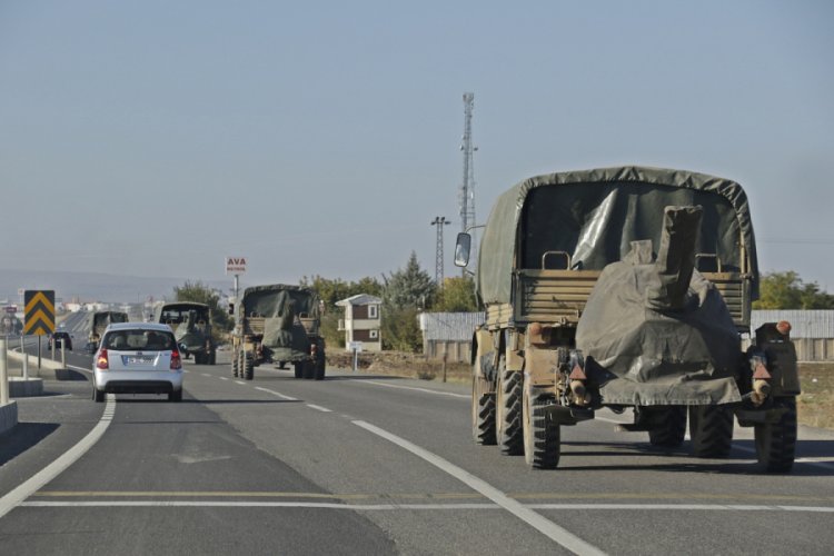 Diyarbakır'dan Suriye sınırına havan sevkiyatı