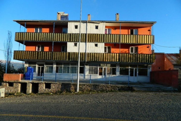 Otel ve eğlence merkezlerine gece yarısı operasyonu