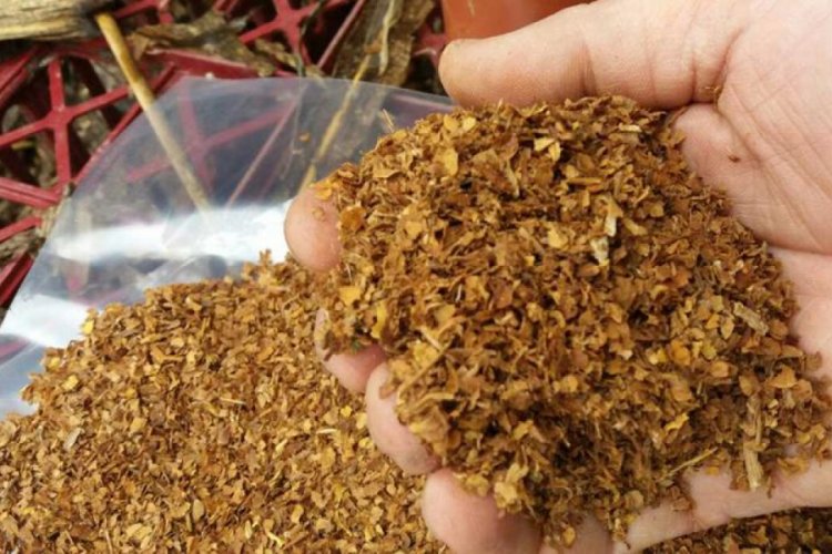 Pazarda t&uuml;t&uuml;n ve sigara satışına 40 bin lira ceza
