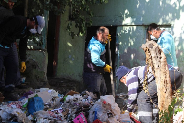 Ge&ccedil;en yıl 15 kamyon &ccedil;ıkmıştı, bu defa 8 kamyon &ccedil;&ouml;p &ccedil;ıktı