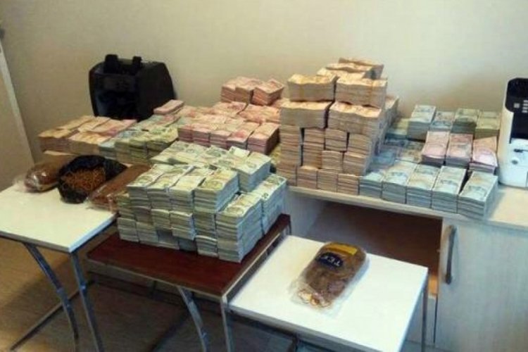 Sanal bahis &ccedil;etesine operasyon: 44 g&ouml;zaltı