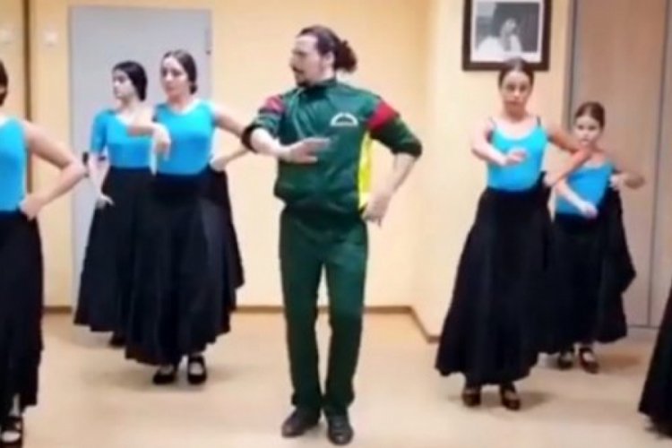 İspanya'daki Flamenko ekibinden bu kez de "&Ccedil;ok Sevdim Yalan Oldu" performansı