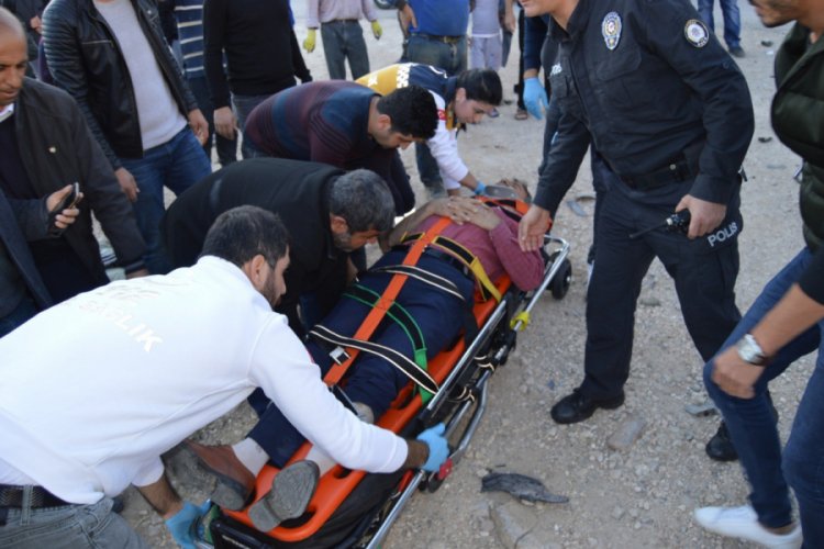 Otomobiller kafa kafaya &ccedil;arpıştı