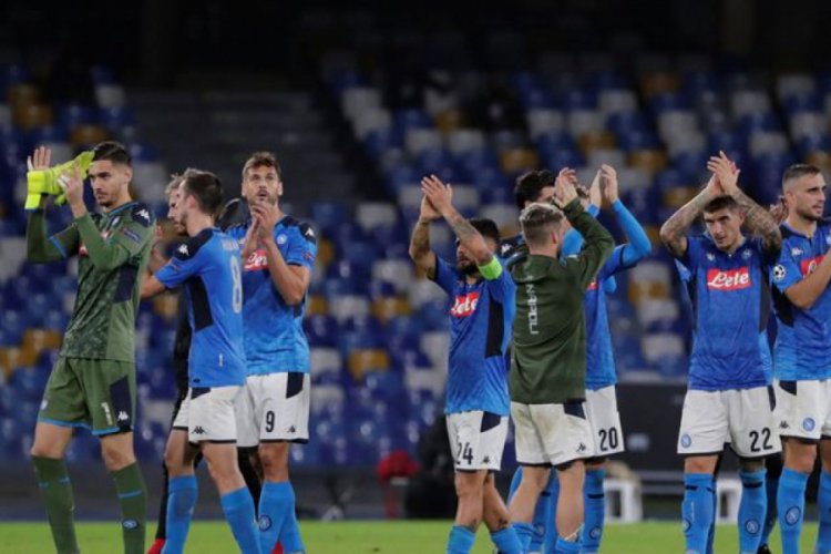 Napoli'de futbolcuların kamp isyanı