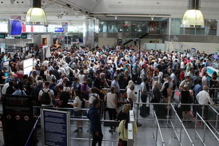Seyahat i&ccedil;in 10,7 milyar lira harcandı