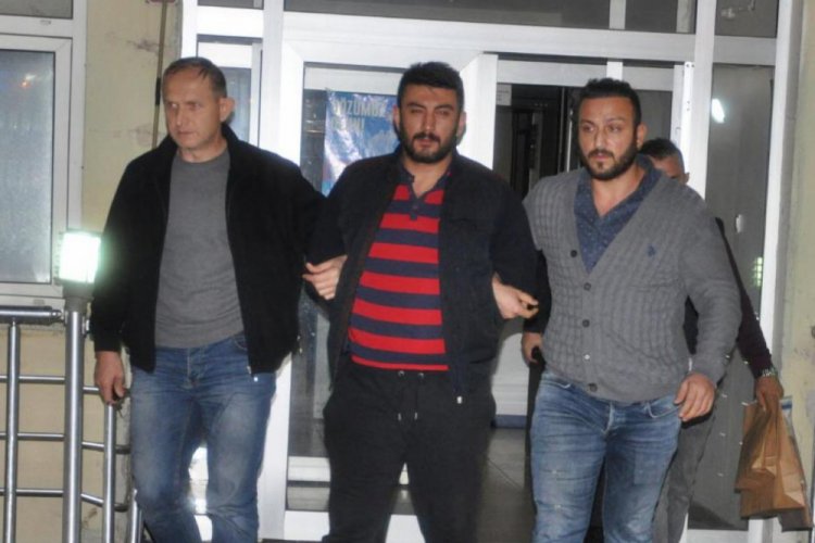Yaralı olarak hastaneye g&ouml;t&uuml;rd&uuml;ğ&uuml; amcası &ouml;ld&uuml;, tutuklandı