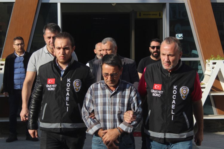 Sağır ve dilsiz oğlunu &ouml;ld&uuml;rd&uuml;, 11 yıl boyunca eşinden bile sakladı