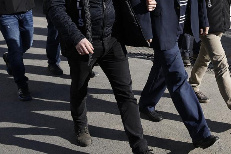 Şırnak'ta ka&ccedil;ak&ccedil;ılık operasyonlarında 33 g&ouml;zaltı