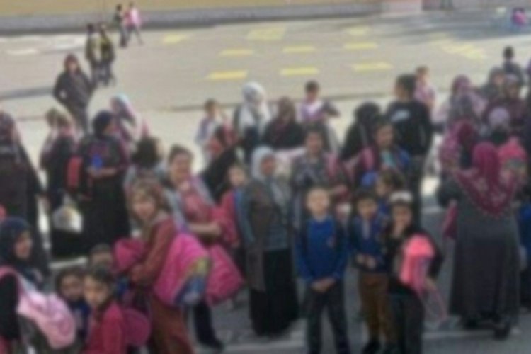 &Ouml;mer &Ccedil;elik'ten otizmli &ccedil;ocukların yuhalandığı iddiaları hakkında a&ccedil;ıklama