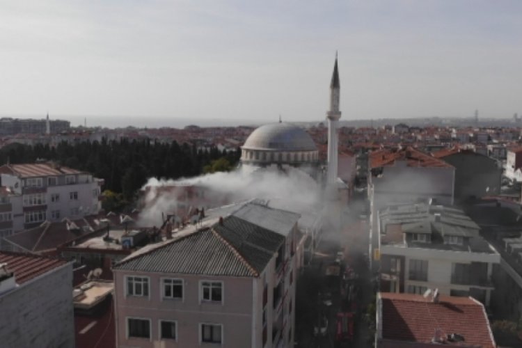 Binada &ccedil;ıkan yangın paniğe neden oldu