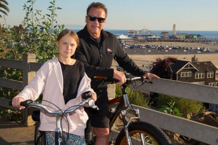 Arnold Schwarzenegger, Greta Thunberg'le bisiklet s&uuml;rd&uuml;