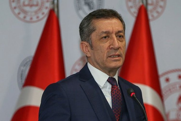 Bakan Sel&ccedil;uk'tan otizmli &ccedil;ocukların yuhalanması ile ilgili sert tepki