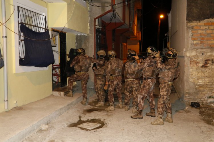 DEAŞ ve El Kaide operasyonu: 10 g&ouml;zaltı kararı