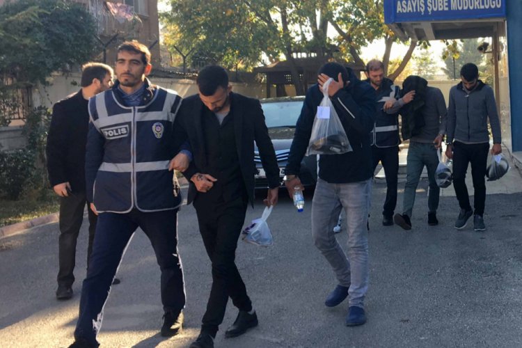 6 trafodan bakır kabloları &ccedil;alan şebeke &ccedil;&ouml;kertildi