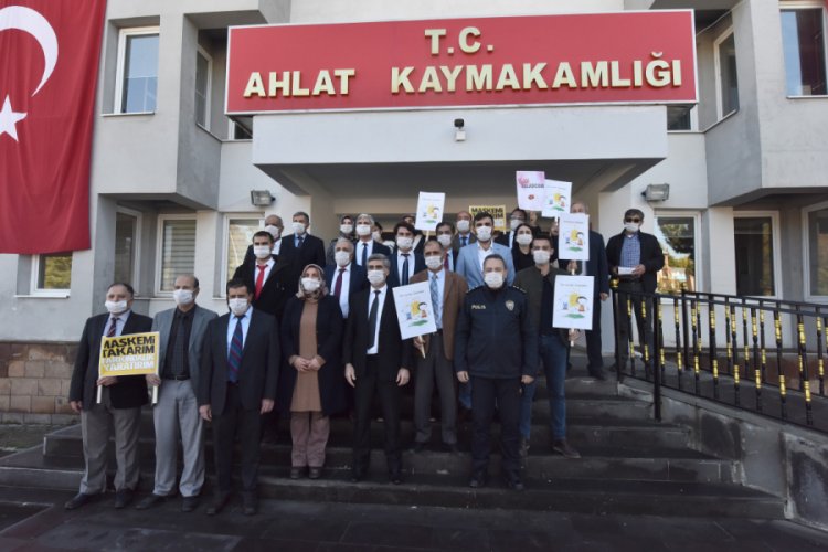 Maske takarak farkındalık oluşturdular