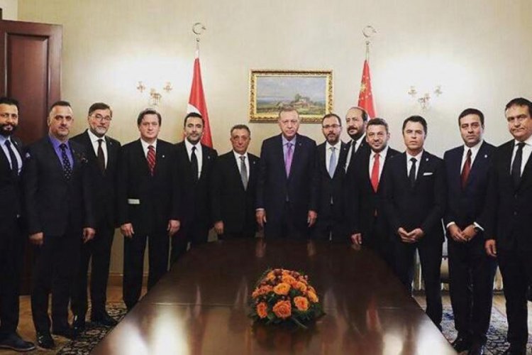 Cumhurbaşkanı Erdoğan, Beşiktaş Kulübü heyetini kabul etti