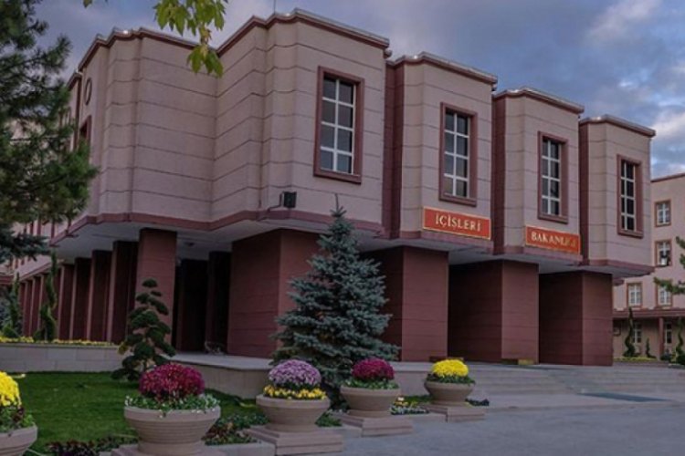 Bakan Soylu duyurmuştu! DEAŞ'lıların iade s&uuml;reci başladı