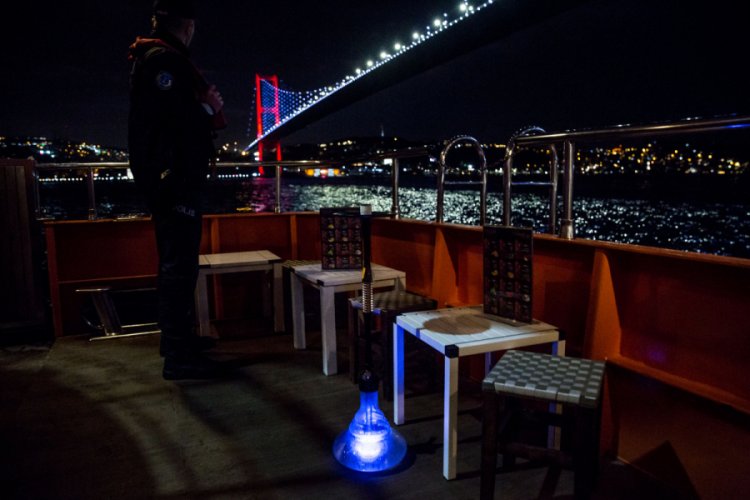 Boğaz'daki teknelere nargile ve sigara denetimi