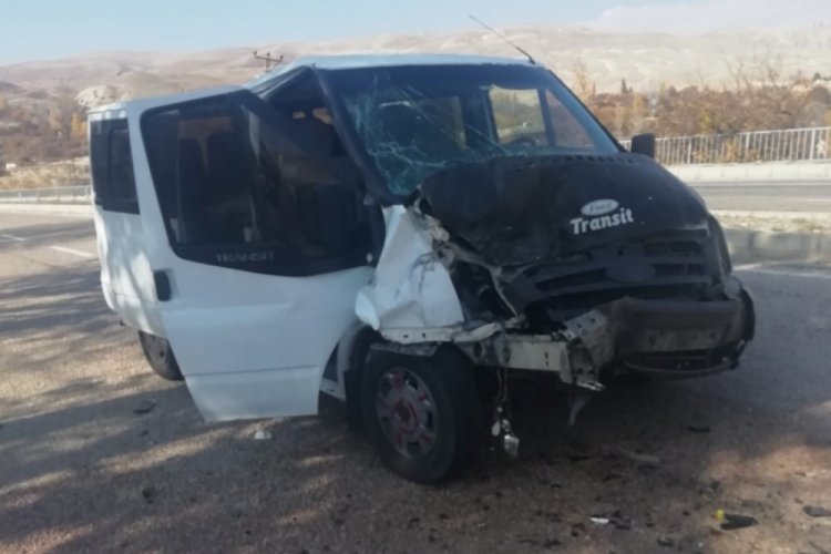 Sivas'ta trafik kazası meydana geldi